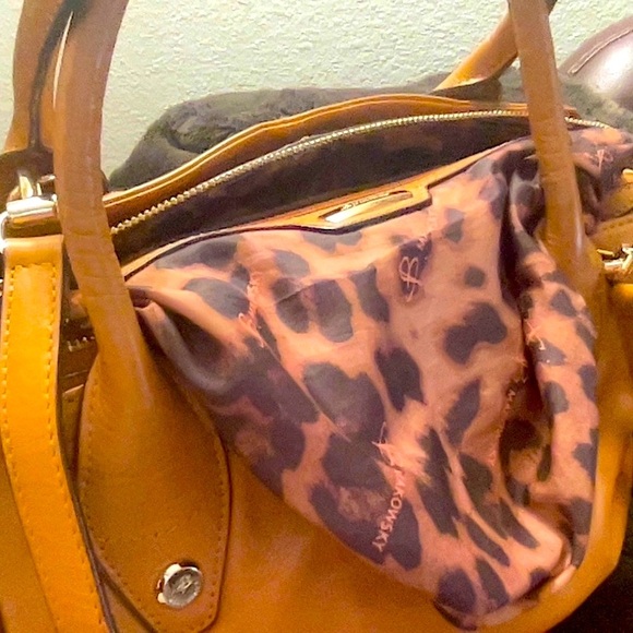B. MAKOWSKI Tan Leather Handbag w/Leopard Print Lining, WUC - Picture 9 of 16